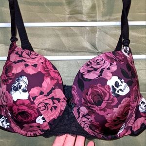 Torrid 42B plunge bra